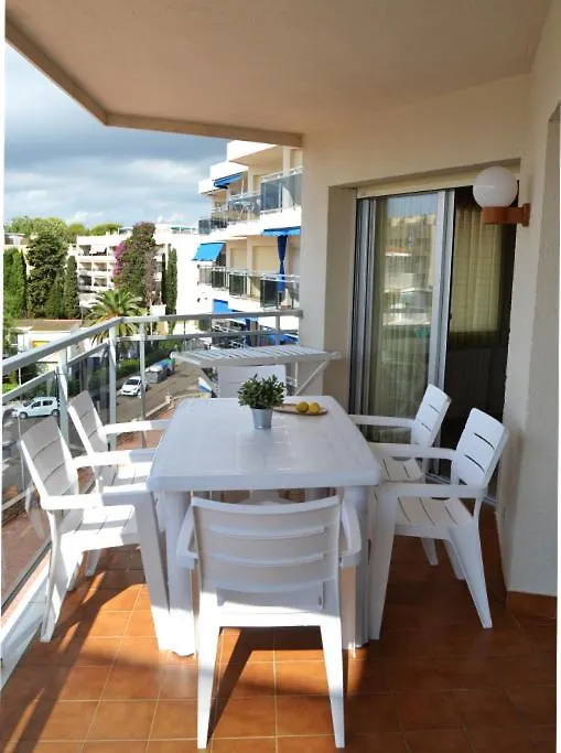 Playa Marina Apartment Torredembarra 0*,  Spain